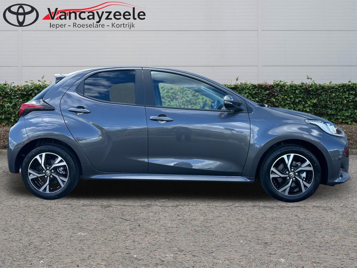 Yaris Zijaanzicht